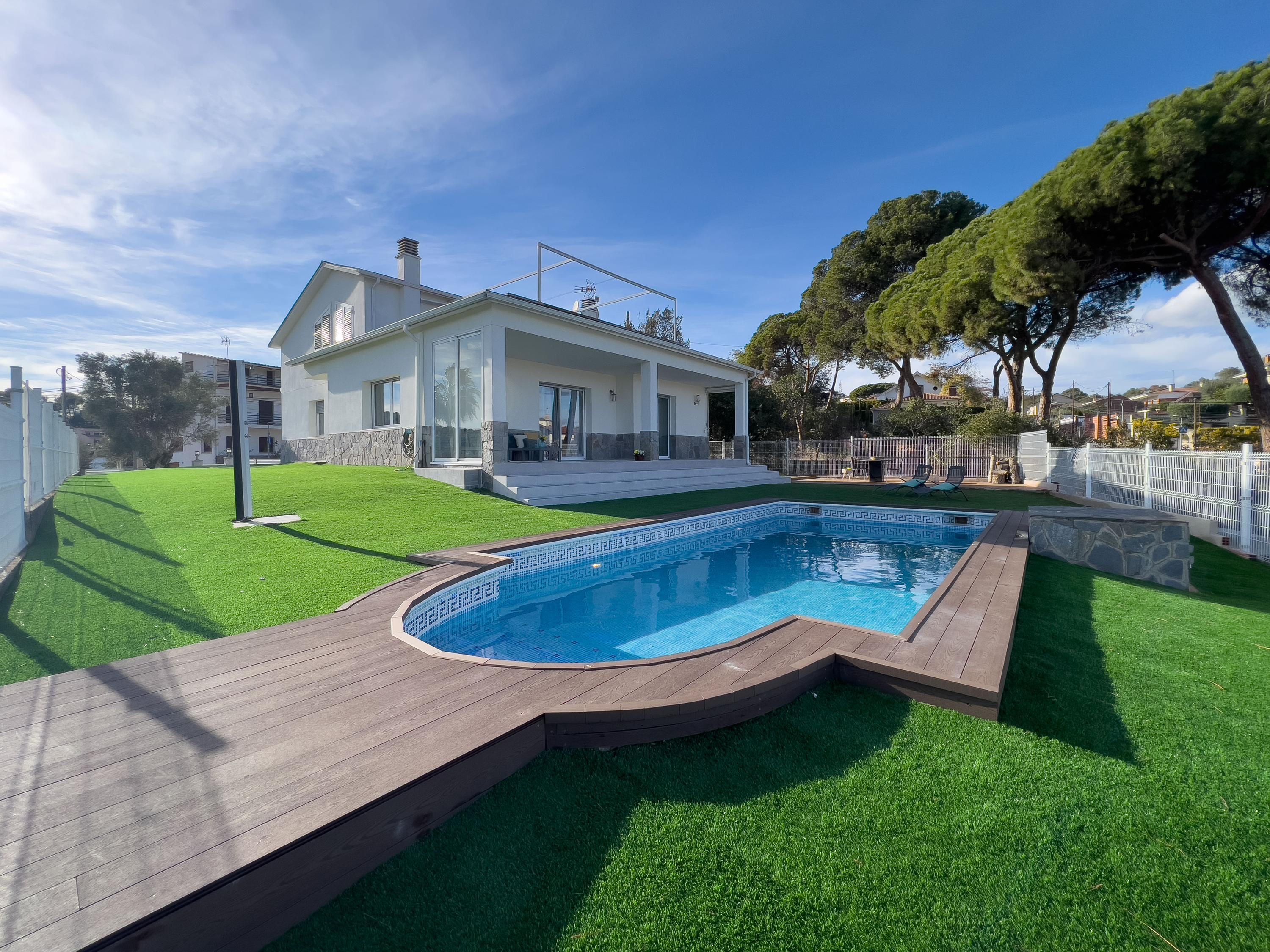 Lliçà Hills Residence
